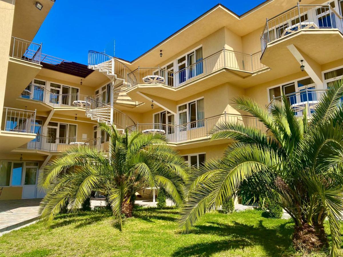 Mini Hotel Diva Alakhadzi Exteriér fotografie